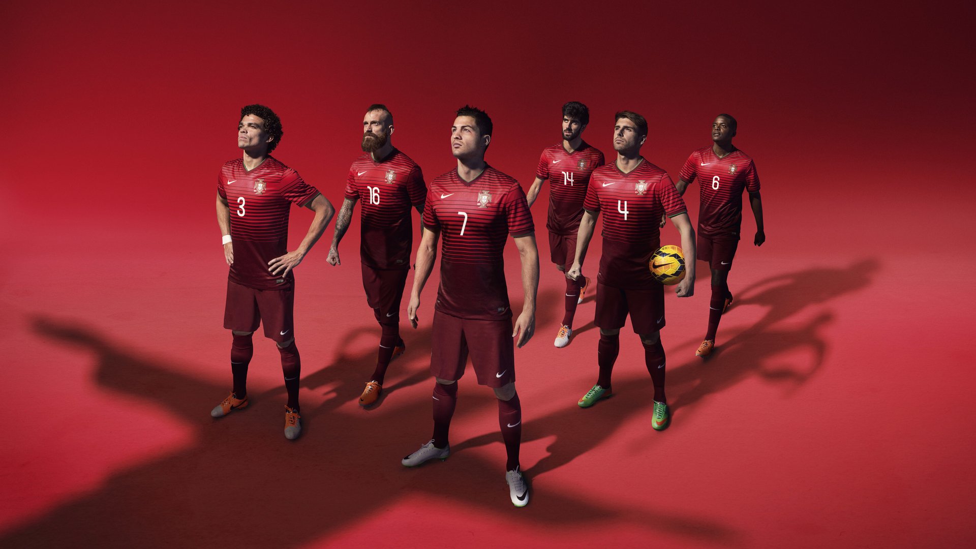 kaiyun中国官方网站-世界杯天王PK：天赋与战术的完美碰撞，世界杯天才