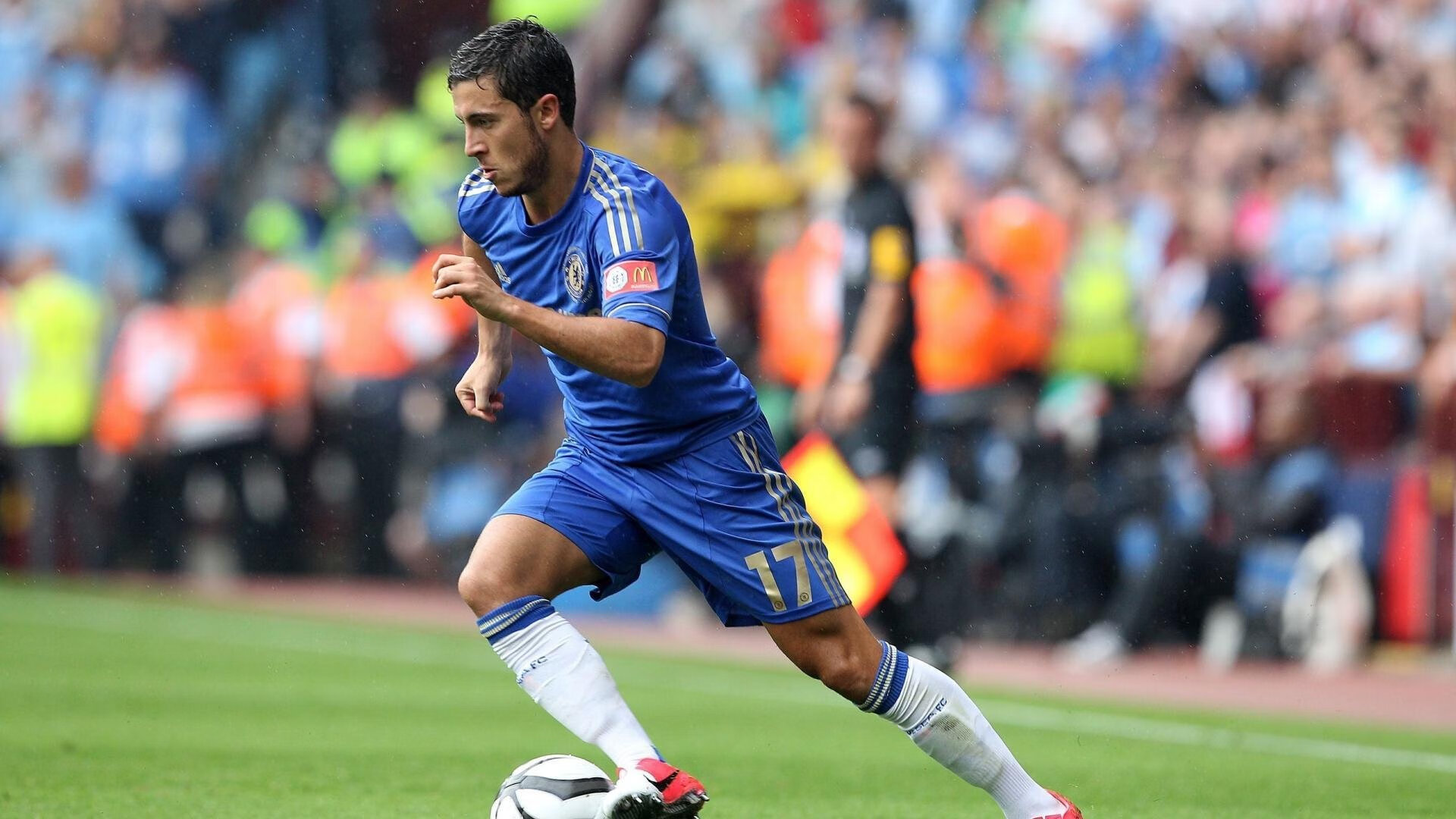 全球足球行业合作加深，共享先进青训和比赛场地资源，全球足球队排行榜