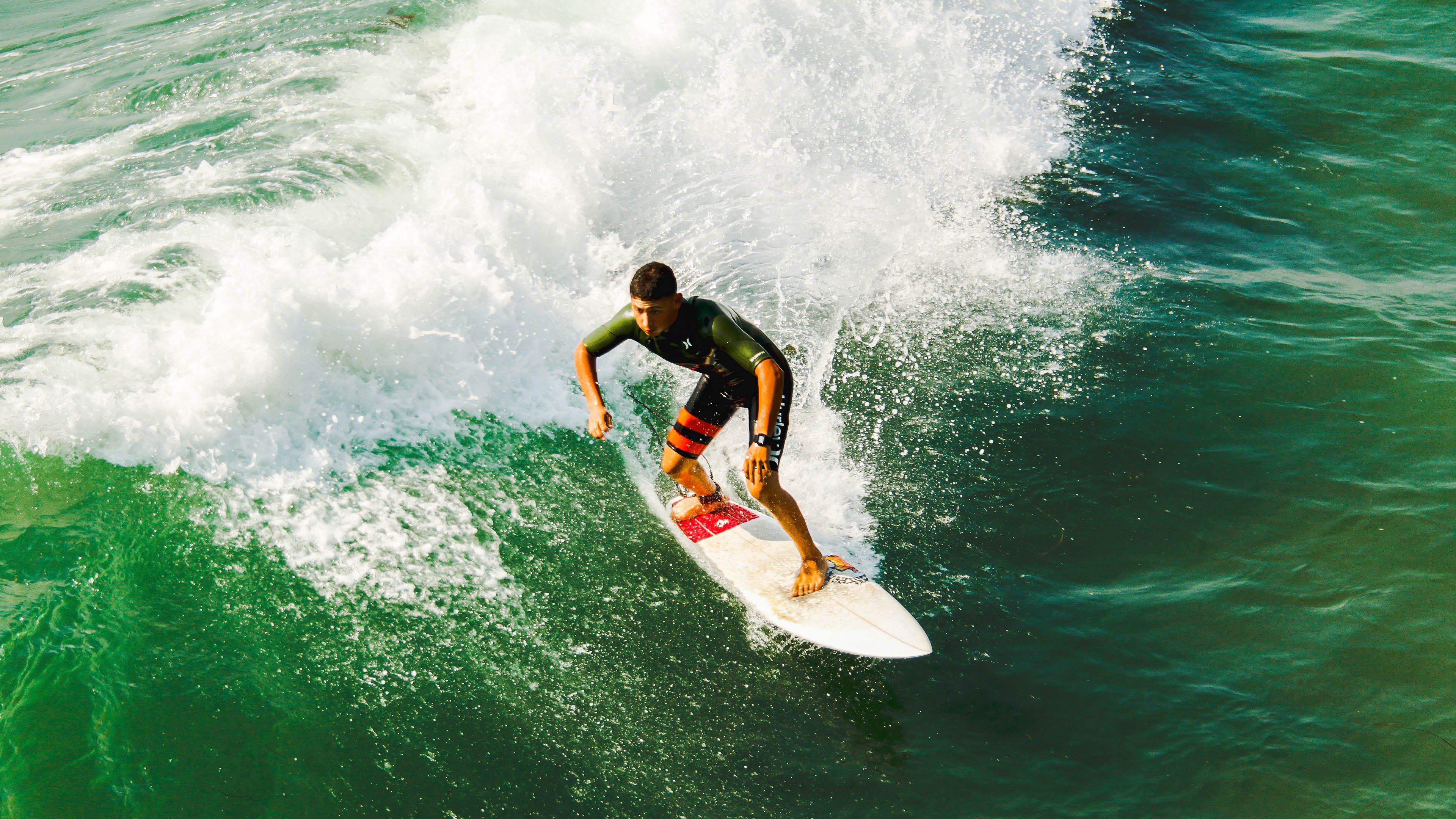 _AI裁判系统的应用与未来_，ai裁判最早